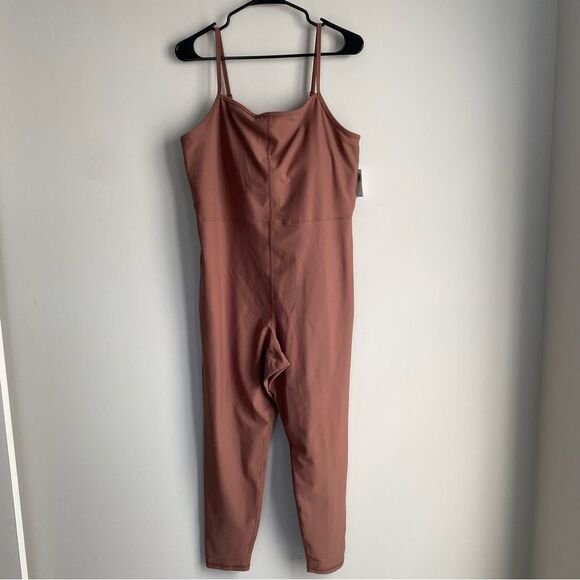 Old Navy PowerSoft 7/8 Cami Bodysuit Unitard Jumpsuit One-Piece Size XL NWT - Picture 2 of 9